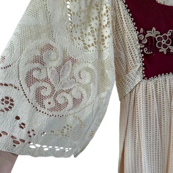 Vintage 1970s Joy Stevens Boho Cream and Maroon Lace Prairie Dress - Picture 3 of 10